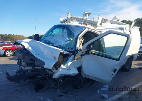 2013 Ford E-250 Commercial z USA, uszkodzony, nr VIN 1FTNE2EW0DDA30436